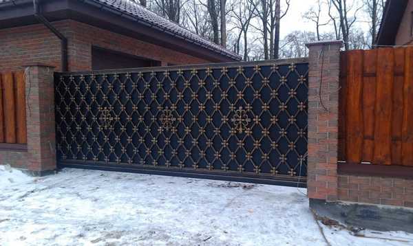 Врата на даче