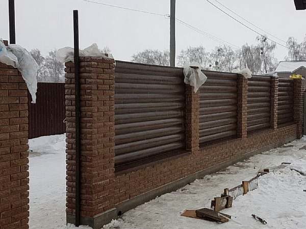 Забор на участке