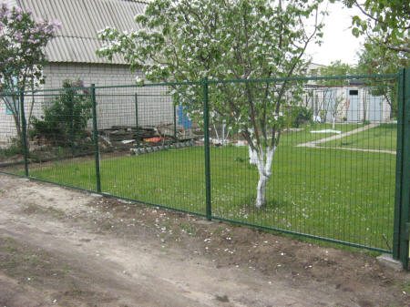 Забор из полимерной проволоки Забор из полимерной проволоки